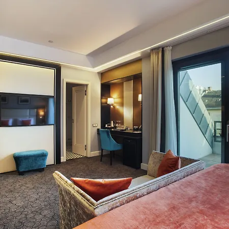 Hotel Eurostars Danube 4*