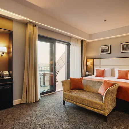 Eurostars Danube 4*