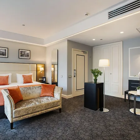 Hotell Eurostars Danube 4*