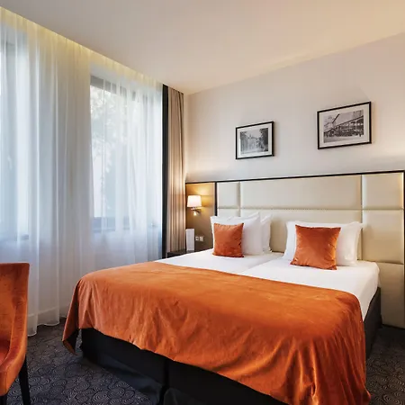 Hotell Eurostars Danube 4*