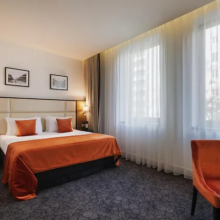 Hotel Eurostars Danube 4*