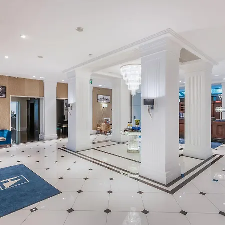 Hotel Eurostars Danube 4*