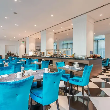 Hotel Eurostars Danube 4*